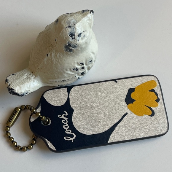 COACH Fob Bag Charm Keychain Hang Tag - Picture 2 of 3